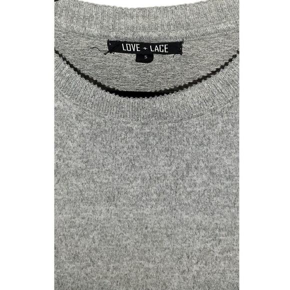 Love and Lace Knit Gray Blouse Size Small - Picture 5 of 6